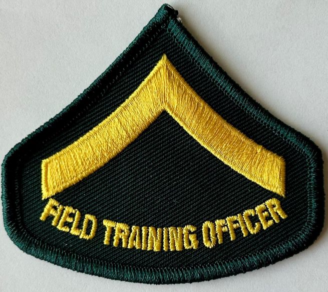 FIELD TRAINING OFFICER, FTO MEDIUM GOLD on SPRUCE GREEN, SOLD in PAIRS - SEW ON.